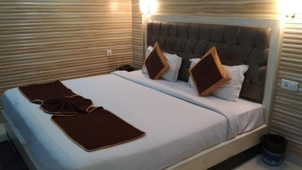 Fabhotel Idea Inn อัครา ภายนอก รูปภาพ